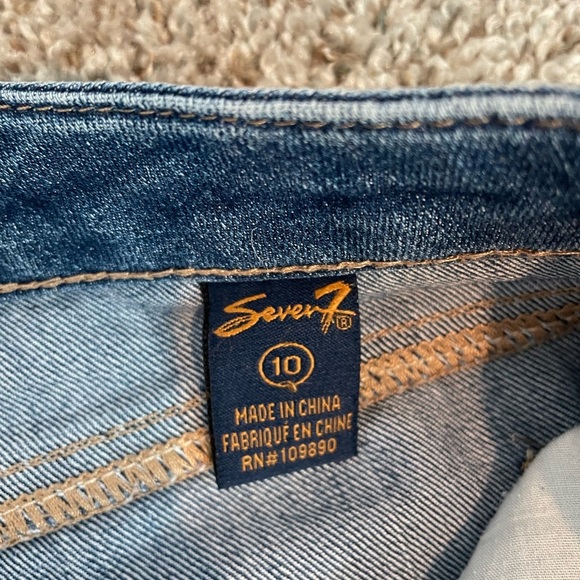 Seven7 Women's Dark Blue Jean Shorts - Picture 3 of 4
